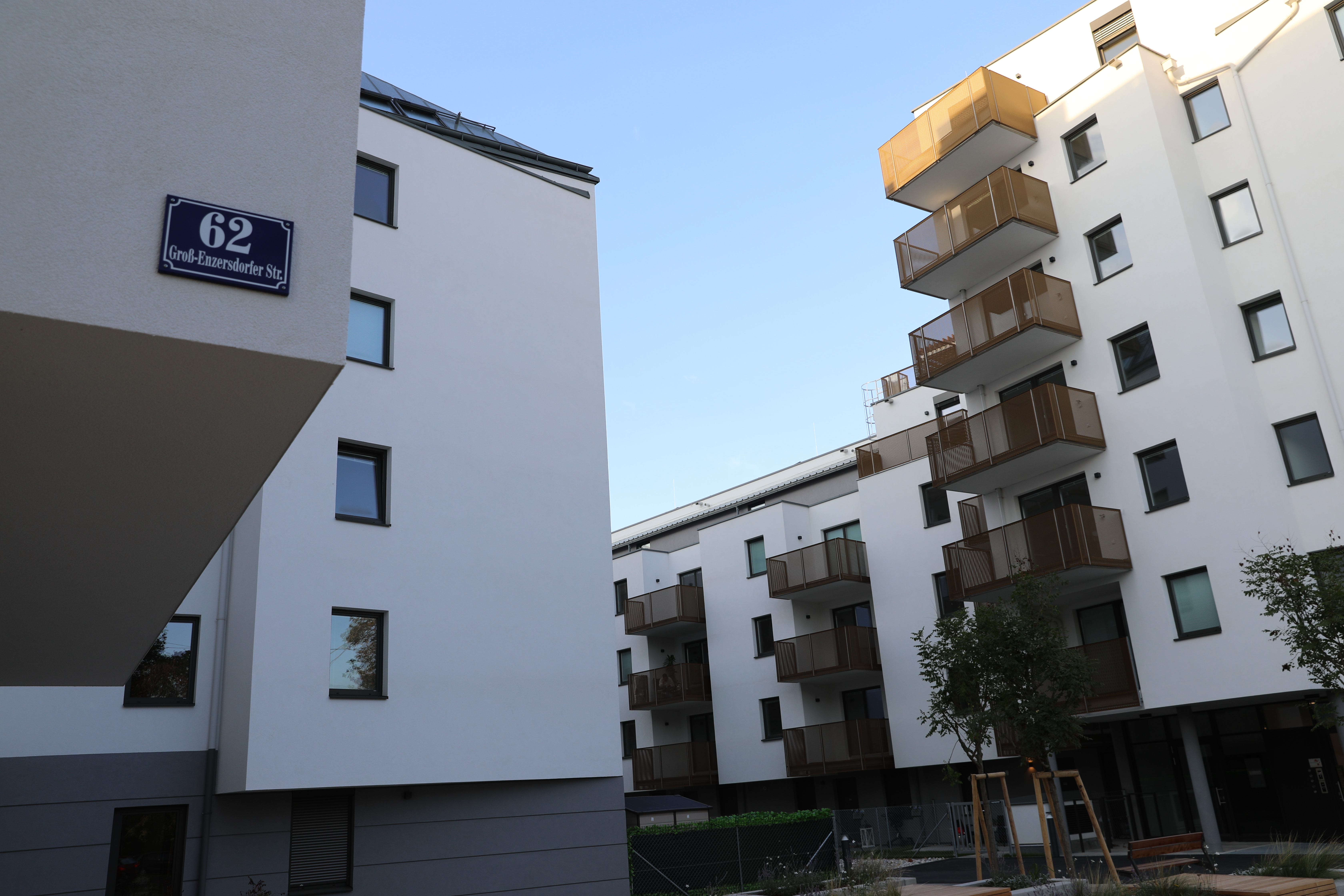 GROSS-ENZERSDORFER-STRASSE 60-62